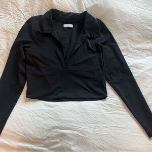 Aritzia Black Long Sleeve V-Neck Top